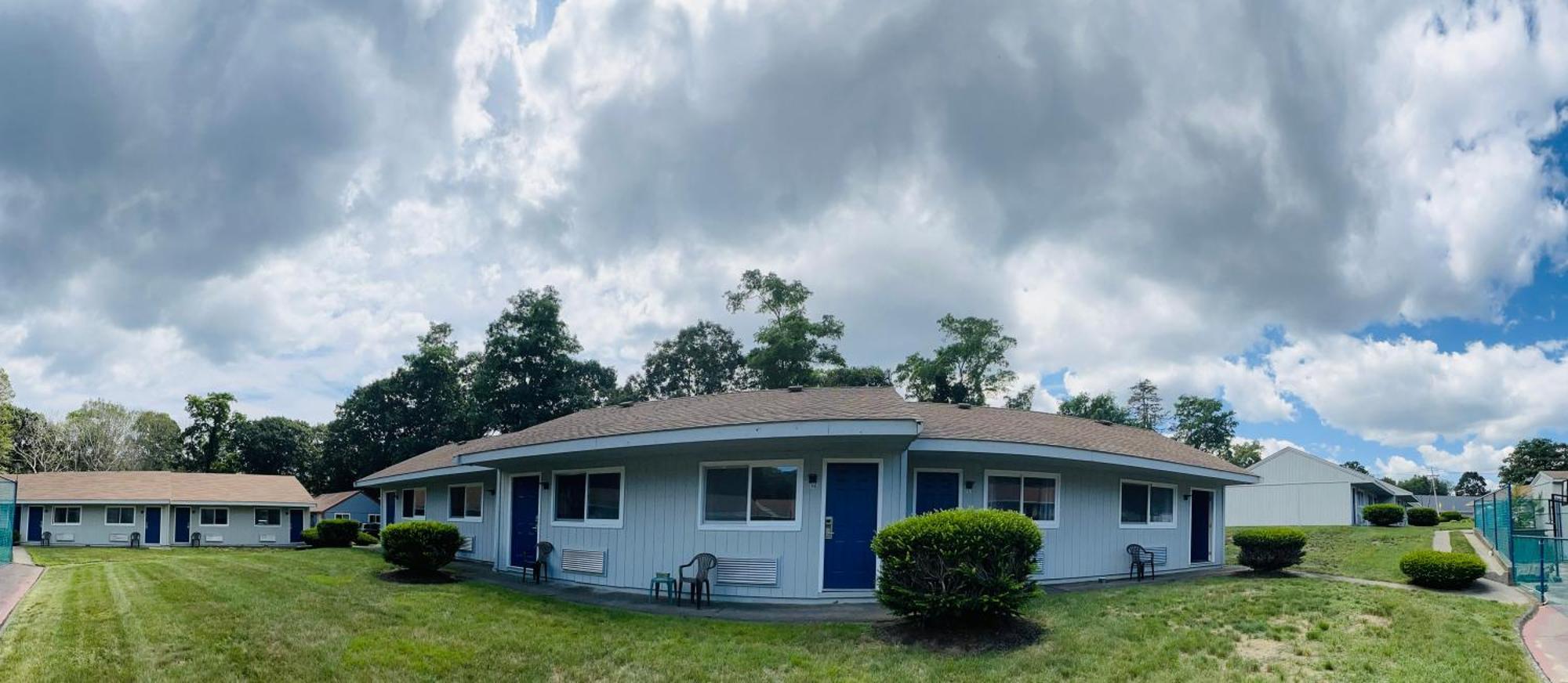 Captain'S Lodge Motel Gloucester Bagian luar foto